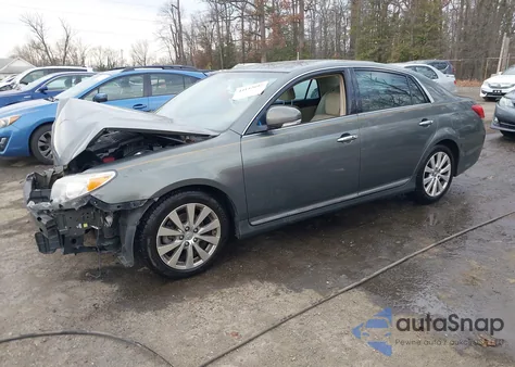 2011 Toyota Avalon Limited z USA, uszkodzony, nr VIN 4T1BK3DB5BU403933